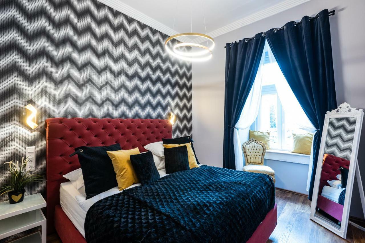Apartamento Center Of The Center, The Grand Deluxe Budapest Exterior foto