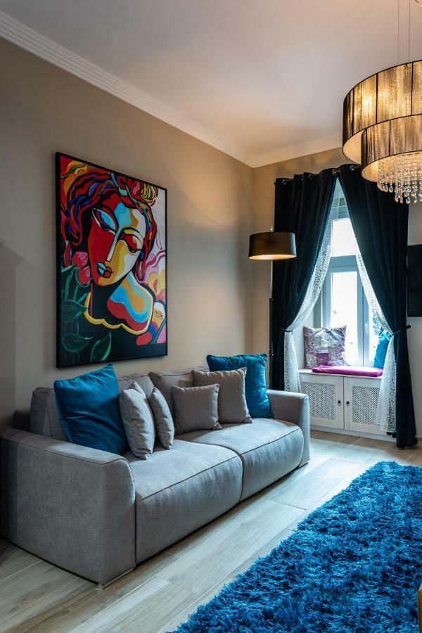 Apartamento Center Of The Center, The Grand Deluxe Budapest Exterior foto